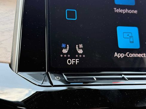 New 2026 Volkswagen Atlas SE AWD/4WD image 12