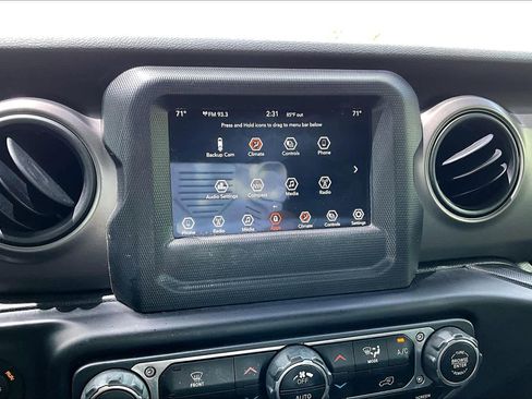 Used 2021 Jeep Wrangler Unlimited Sport AWD/4WD image 34