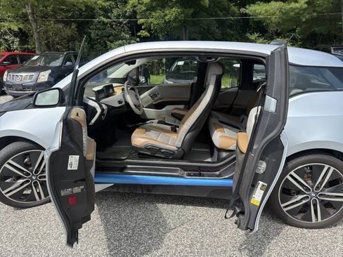 Used 2015 BMW i3 w/ Range Extender RWD image 12