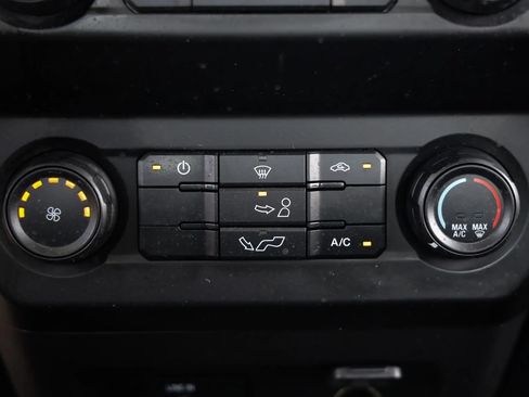Used 2016 Ford F150 XL w/ Heavy-Duty Payload Package RWD image 21