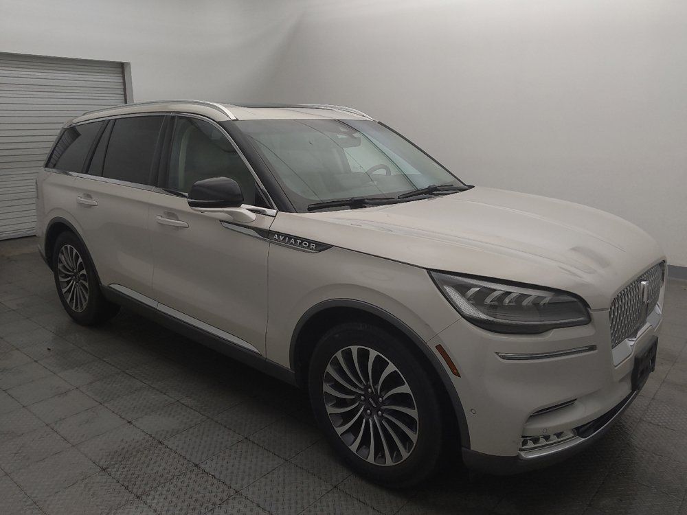 Used 2020 Lincoln Aviator Reserve w/ Equipment Group 201A RWD image 11
