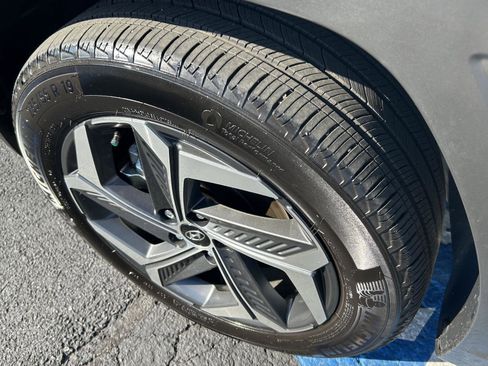 Certified 2024 Hyundai Tucson Limited image 11