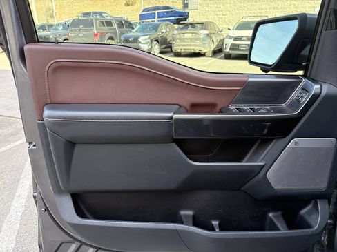 Used 2021 Ford F150 Lariat w/ Equipment Group 502A High image 4