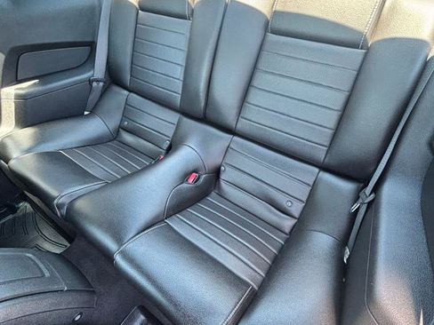 Used 2010 Ford Mustang GT RWD image 20