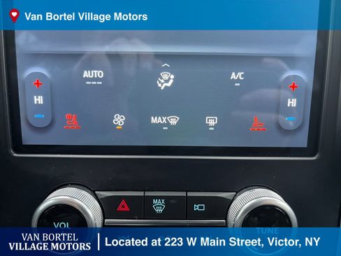 Used 2022 Ford Edge Titanium image 19