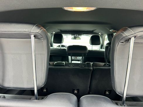 Used 2019 Mercedes-Benz GLS 450 4MATIC image 21