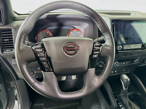 Certified 2022 Nissan Frontier PRO-4X w/ Pro-4X Premium Package AWD/4WD image 12