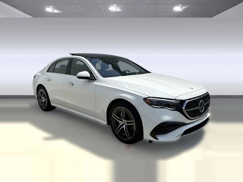 New 2025 Mercedes-Benz E 350 4MATIC Sedan image 20