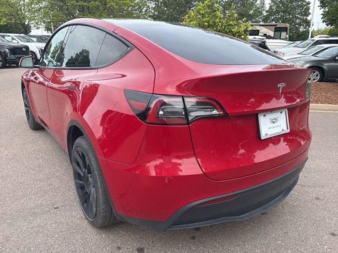 Used 2023 Tesla Model Y Long Range AWD/4WD image 3