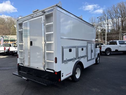 New 2026 Ford E-350 and Econoline 350 Super Duty w/ Power Equipment Group RWD image 6