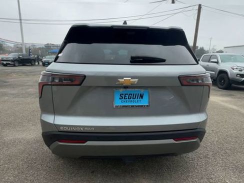 Certified 2025 Chevrolet Equinox LT w/ Convenience Package II image 7