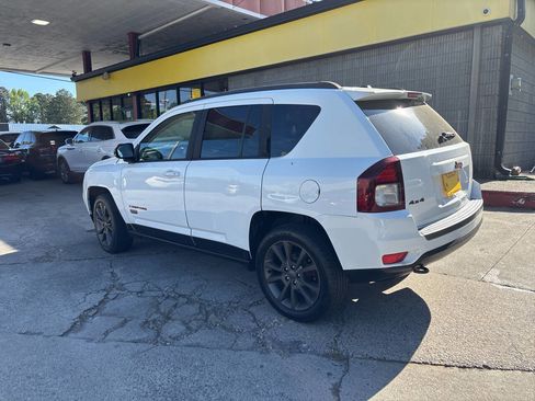 Used 2016 Jeep Compass 75th Anniversary w/ Power Value Group AWD/4WD image 9