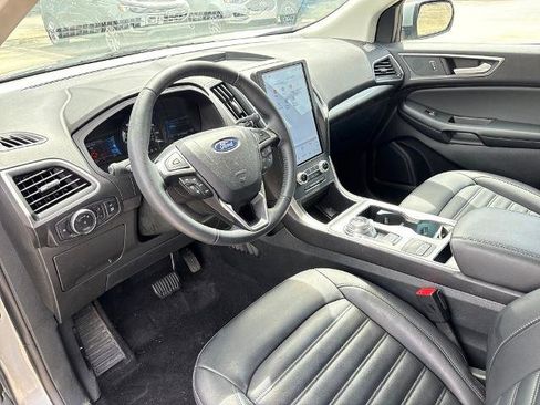 Certified 2024 Ford Edge SEL w/ Convenience Package AWD/4WD image 10