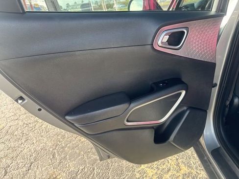 Used 2023 Kia Soul LX w/ Option Group 015 image 10