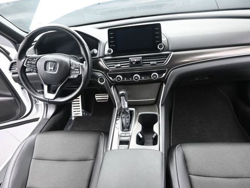 Used 2022 Honda Accord Sport image 18