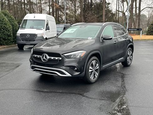 New 2026 Mercedes-Benz GLA 250 image 3