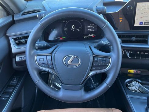 Certified 2025 Lexus UX 300h 300h Premium image 16