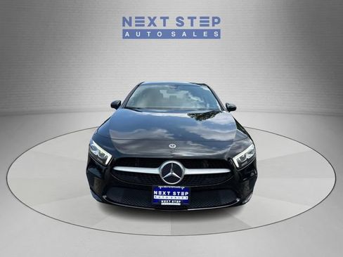 Used 2019 Mercedes-Benz A 220 4MATIC image 2