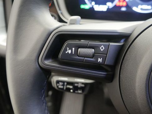 Certified 2024 Porsche Cayenne image 41