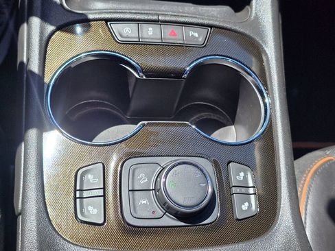 Used 2020 GMC Acadia AT4 w/ Driver Alert Package II AWD/4WD image 32