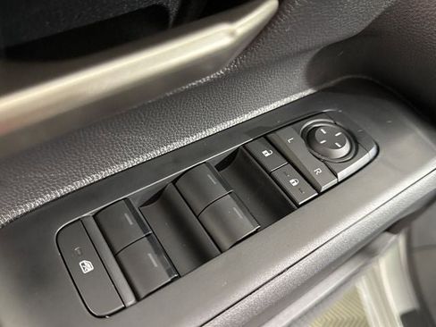 New 2025 Toyota Tacoma TRD Off-Road image 18