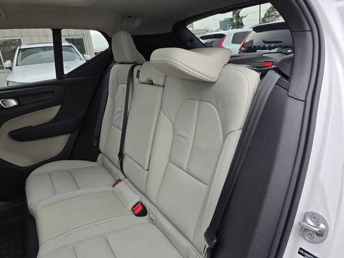 New 2026 Volvo XC40 B5 Plus w/ Protection Package Premier image 18