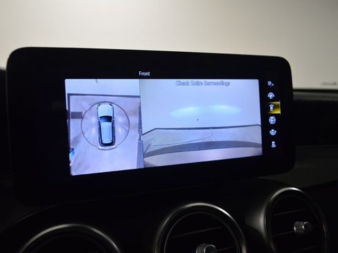 Certified 2022 Mercedes-Benz GLC 300 image 28