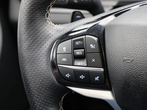 Used 2023 Ford Explorer ST w/ Technology Package image 22