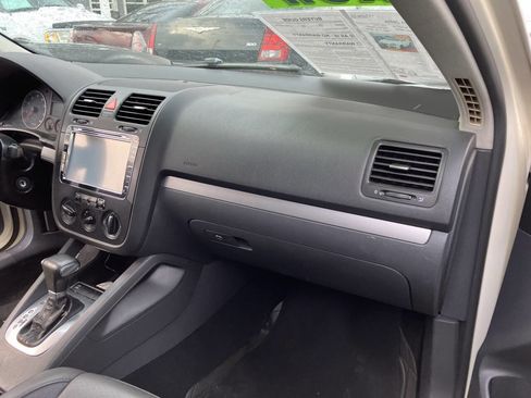 Used 2008 Volkswagen Jetta SE image 22