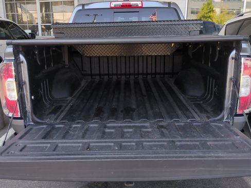 Used 2022 GMC Canyon AT4 w/ Trailering Package AWD/4WD image 16