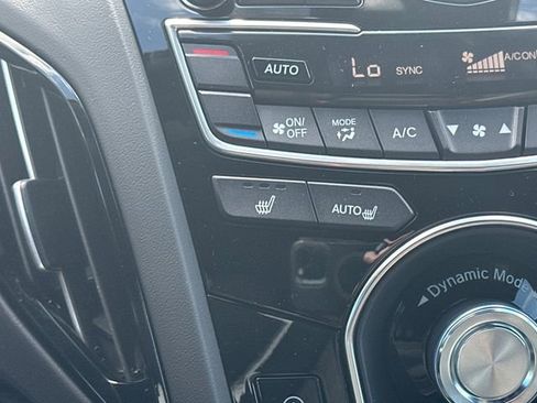 New 2025 Acura RDX SH-AWD image 28