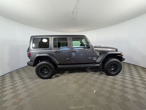 Used 2020 Jeep Wrangler Unlimited Sport S image 2