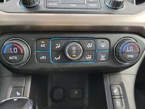 Used 2017 GMC Acadia Denali w/ Technology Package image 21