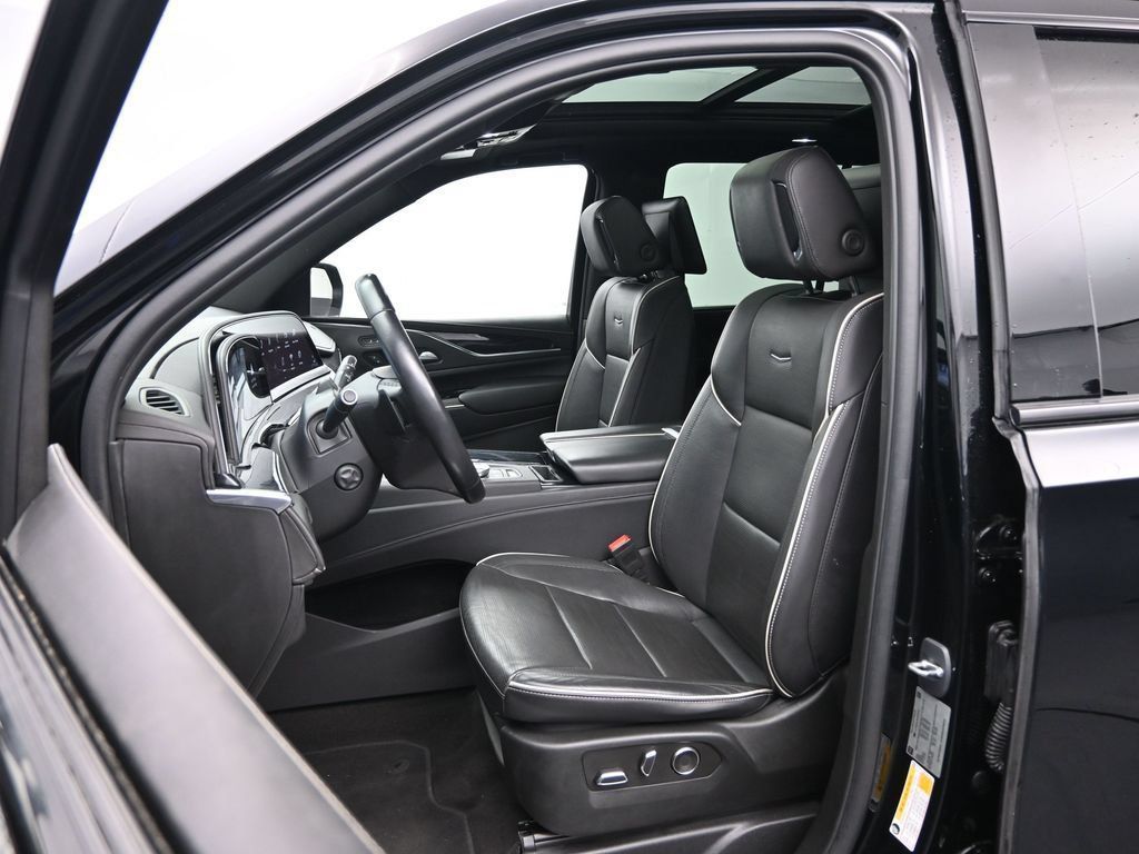 Used 2023 Cadillac Escalade Sport AWD/4WD image 23