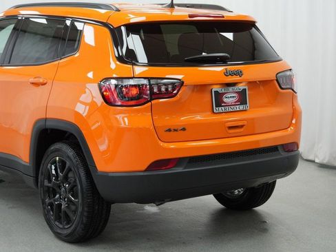New 2026 Jeep Compass Latitude image 12