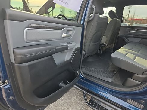 Used 2021 RAM 1500 Big Horn image 11