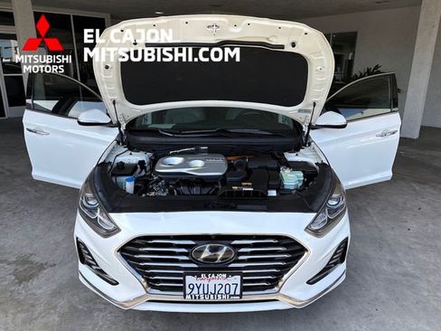 Used 2018 Hyundai Sonata Limited w/ Ultimate Package 02 FWD image 25