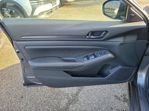 New 2026 Nissan Altima 2.5 SV AWD/4WD image 12