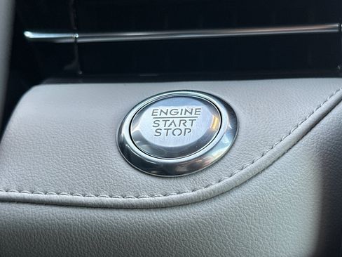 New 2026 Lincoln Nautilus Premier w/ Jet Appearance Package image 22