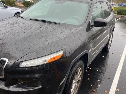 Used 2014 Jeep Cherokee Latitude w/ Comfort/Convenience Group