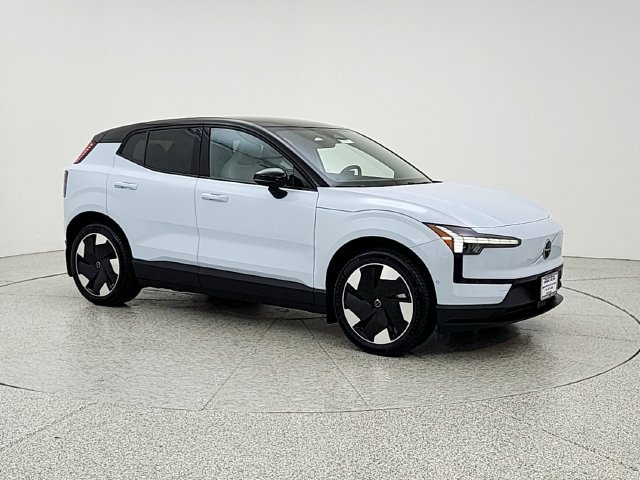 Used 2025 Volvo EX30 Ultra w/ Climate Package AWD/4WD image 3