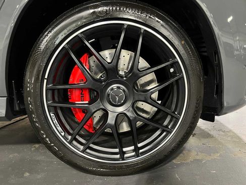 New 2026 Mercedes-Benz GLE 63 AMG S image 9