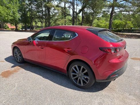 Used 2019 MAZDA MAZDA3 Hatchback image 3