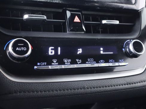 Used 2020 Toyota Corolla SE FWD image 21