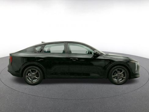 Used 2025 Kia K4 FWD image 10