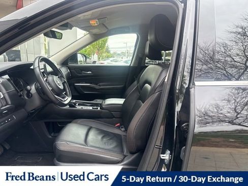 Used 2023 Nissan Pathfinder SL AWD/4WD image 20