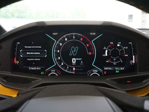 Used 2024 Lamborghini Revuelto AWD/4WD image 18