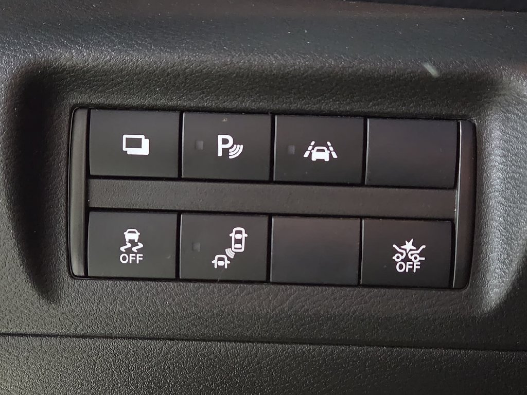 Used 2023 Nissan Kicks S w/ Interior Electronics Package FWD image 20
