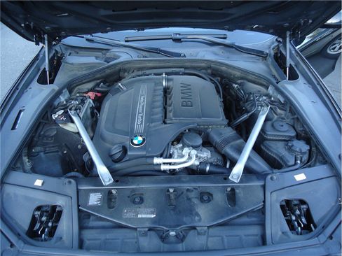 Used 2013 BMW 535i xDrive Sedan AWD/4WD image 36