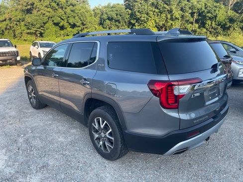 Used 2021 GMC Acadia SLE w/ Driver Convenience Package FWD image 3